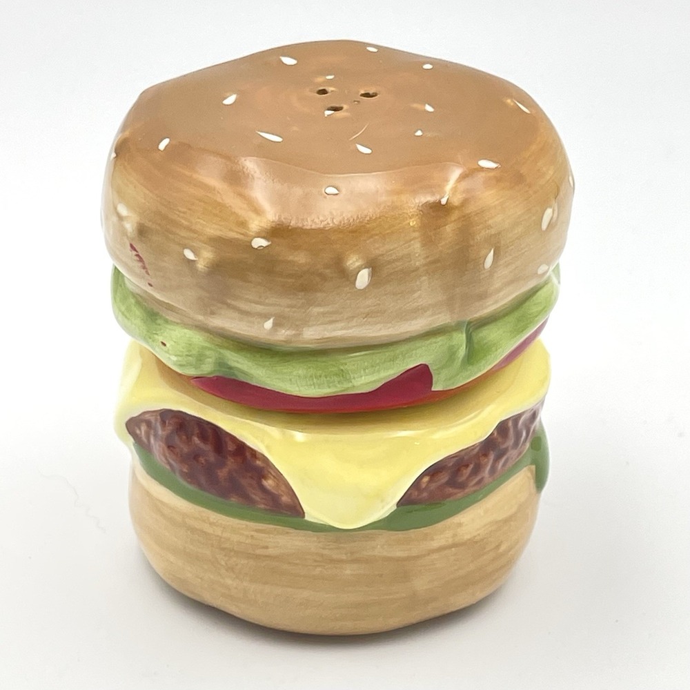 Cheeseburger Delux Salt & Pepper‎ Shakers Ceramic Stackable Pier 1 Imports